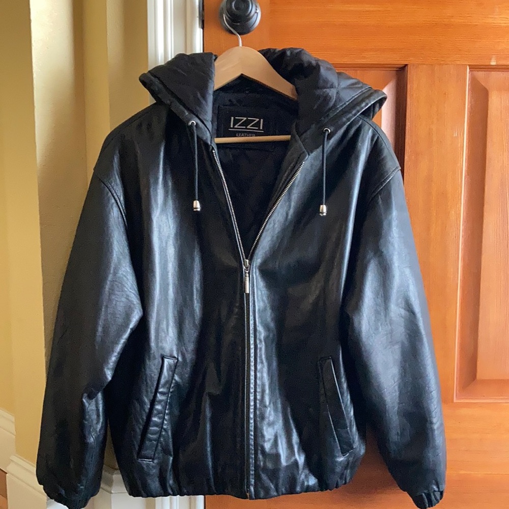 IZZI genuine leather Jacket size Medium